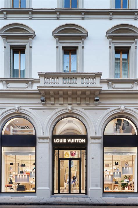 negozio louis vuitton a firenze|Louis Vuitton Firenze Store in Firenze, Italia .